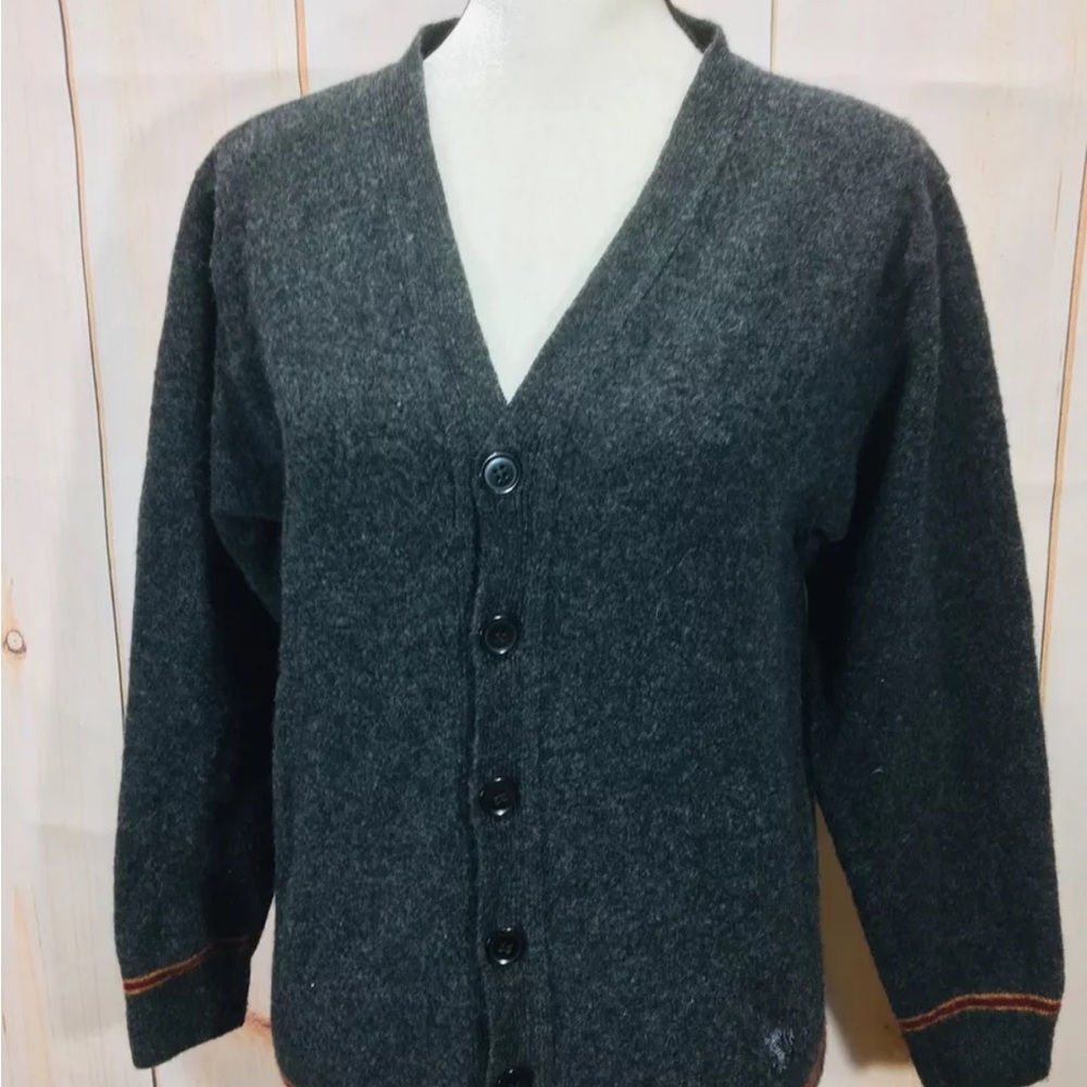 Girls Harry Potter Gryffindor cardigan 100% wool. XL
